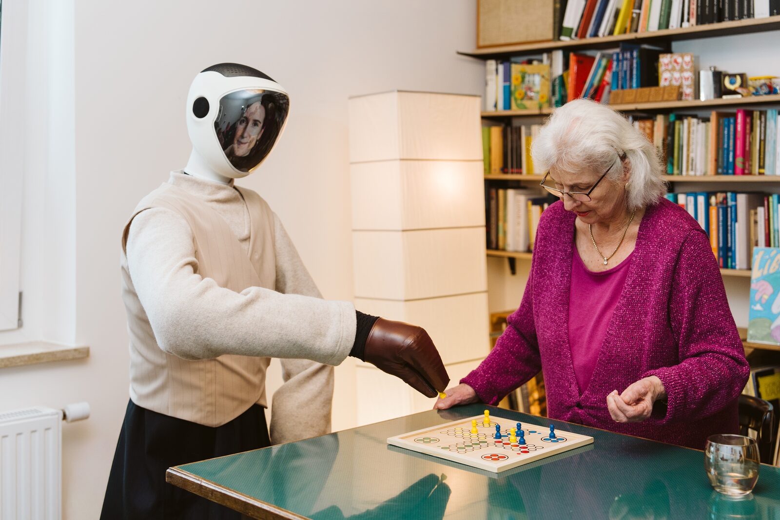 Playing board games with Robody